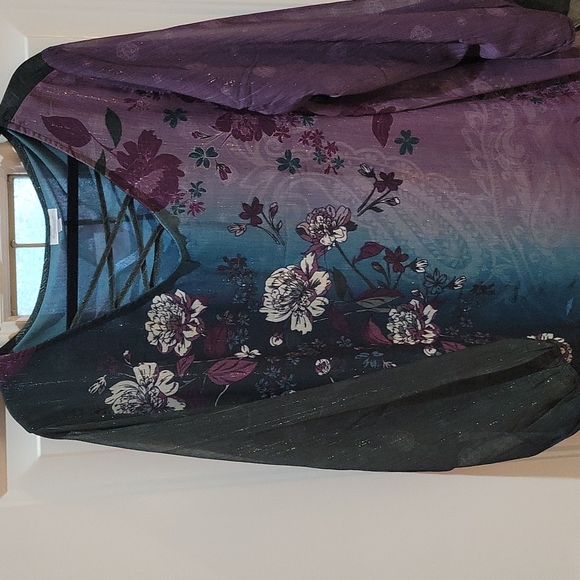 Avenue Tops - Avenue purple and teal floral tunic size 22/24